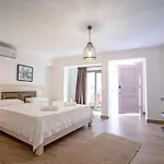 Lunas Hotel Alacati