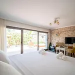 Lunas Hotel *