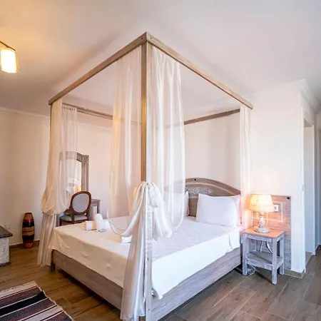 Hotel Lunas *