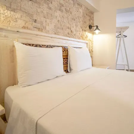 Hotel Lunas
