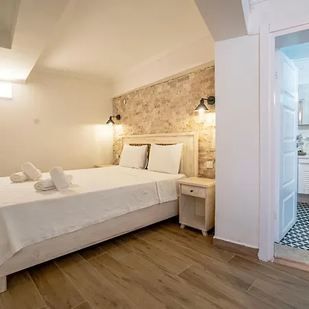 Lunas Hotel