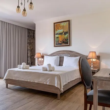 Hotel Lunas