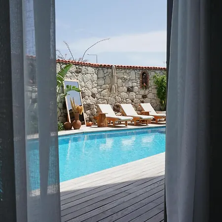 Hotel Lunas