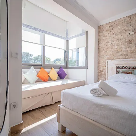 Lunas Hotel