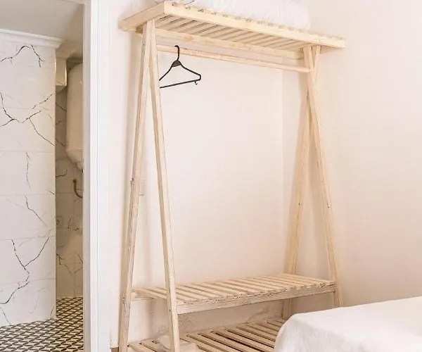 Lunas ホテル アラカティ