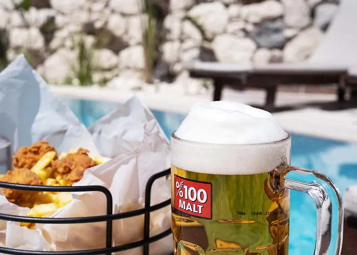 ホテル Lunas アラカティ