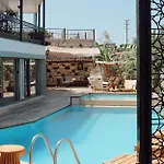 Lunas Hotel