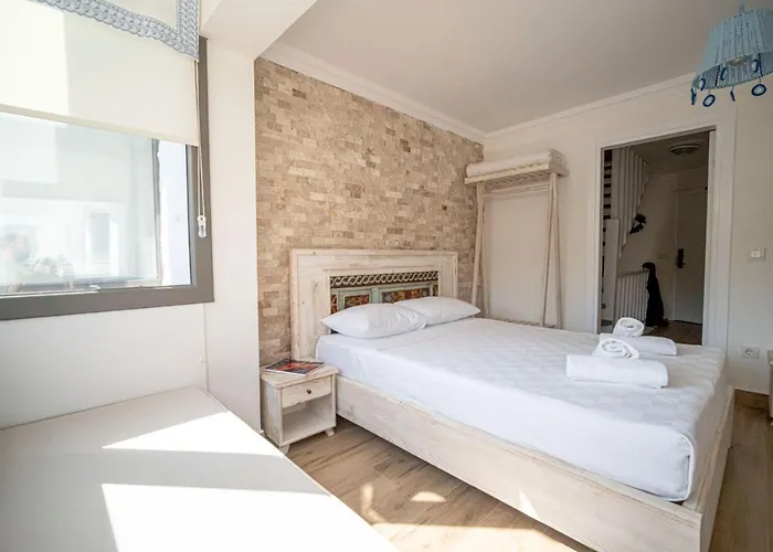 Lunas * Alacati